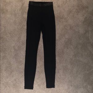 Black lululemon leggings